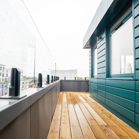 Luxe & Stylish 1 & 2 Bed Flats Near Heathrow, Legoland, & Windsor סלאו מראה חיצוני תמונה