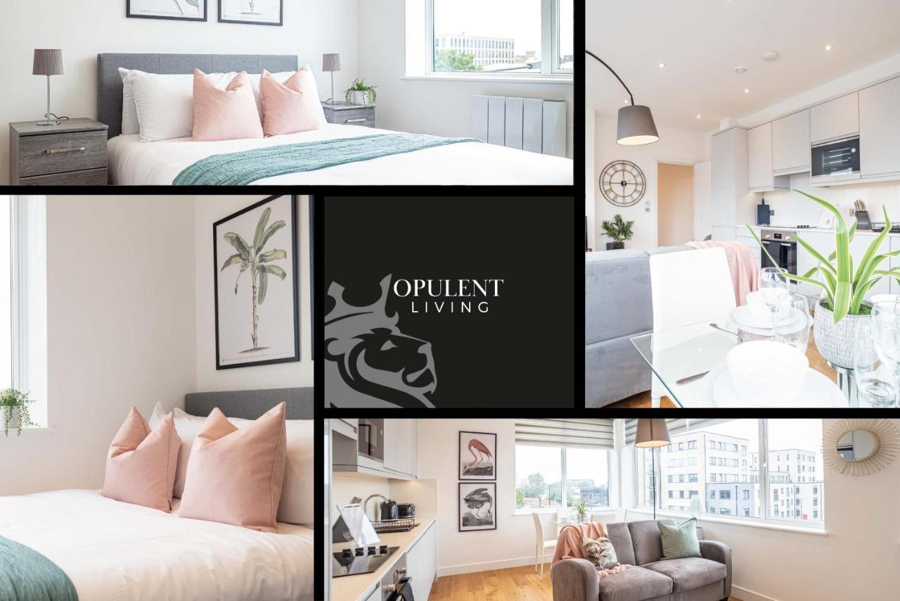 Luxe & Stylish 1 & 2 Bed Flats Near Heathrow, Legoland, & Windsor סלאו מראה חיצוני תמונה
